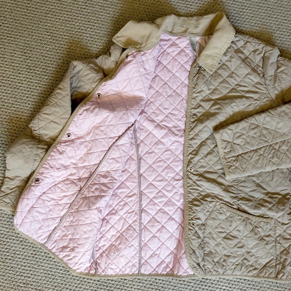 🌸 SOLD 🌸 Old Navy quilted barn coat - Picture 3 of 8